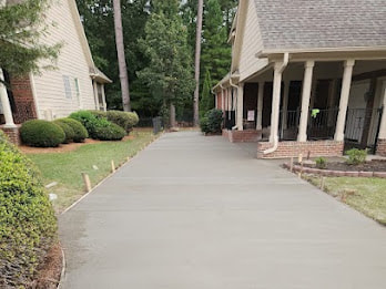 New Concrete Driveway in Perry GA